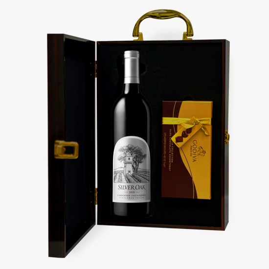 Silver Oak Alexander Valley Cabernet Sauvignon Wine Gift Set