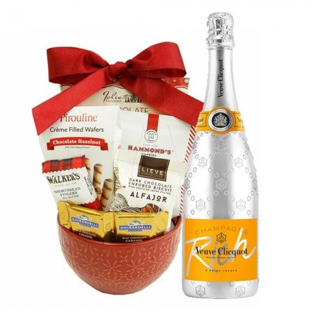 Veuve Clicquot Rich With Godiva Gift Basket