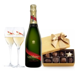 Buy GH Mumm Cordon Brut Gift Set with 2 Glasses Champagne