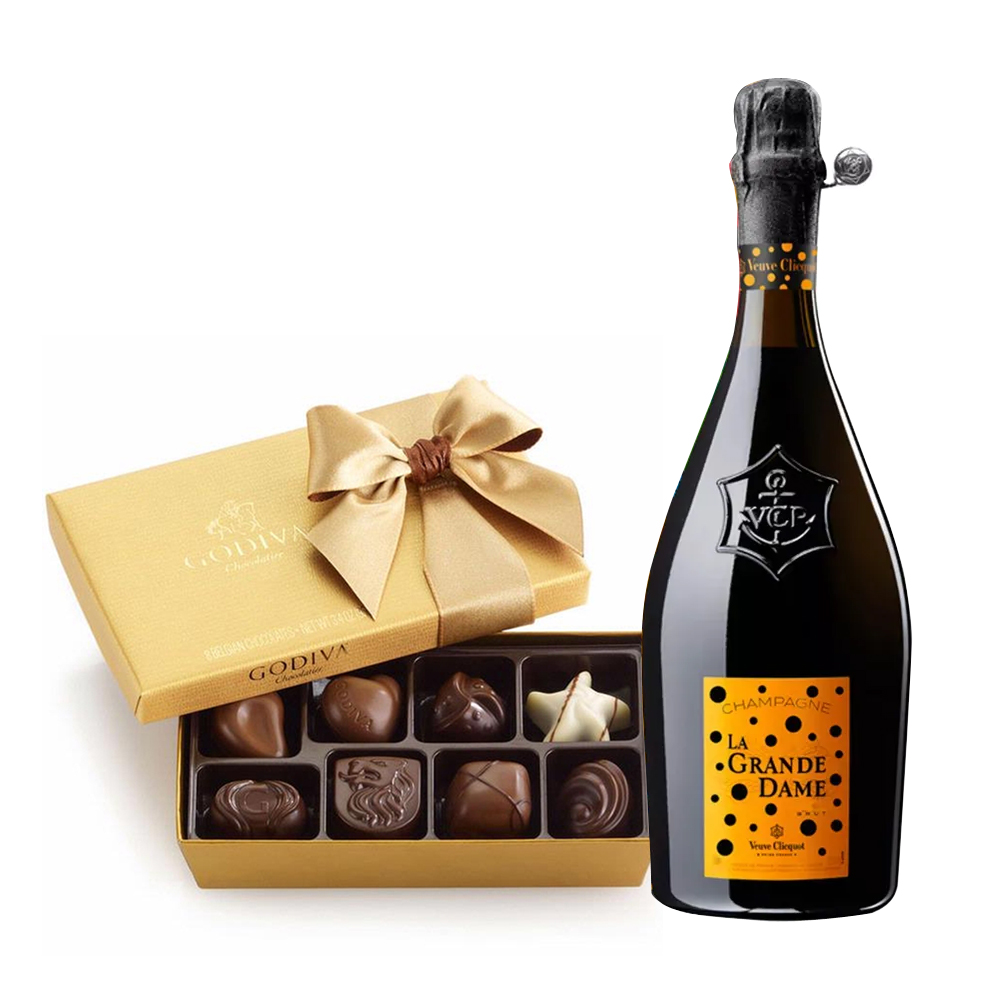 https://www.wineandchampagnegifts.com/image/cache/catalog/champagne-gifts/la-grande-dame-brut-+-8pc-1000x1000.jpg