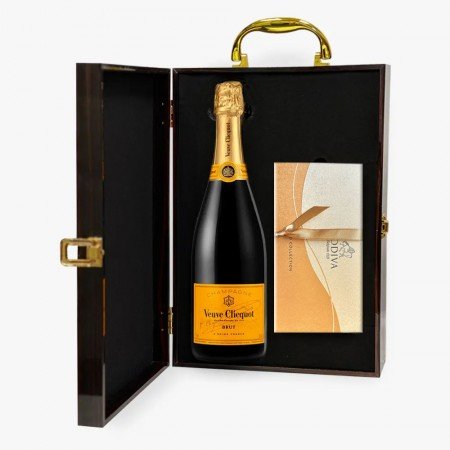 Veuve Clicquot Brut Champagne And Godiva 8 Pc Chocolate Gift Box