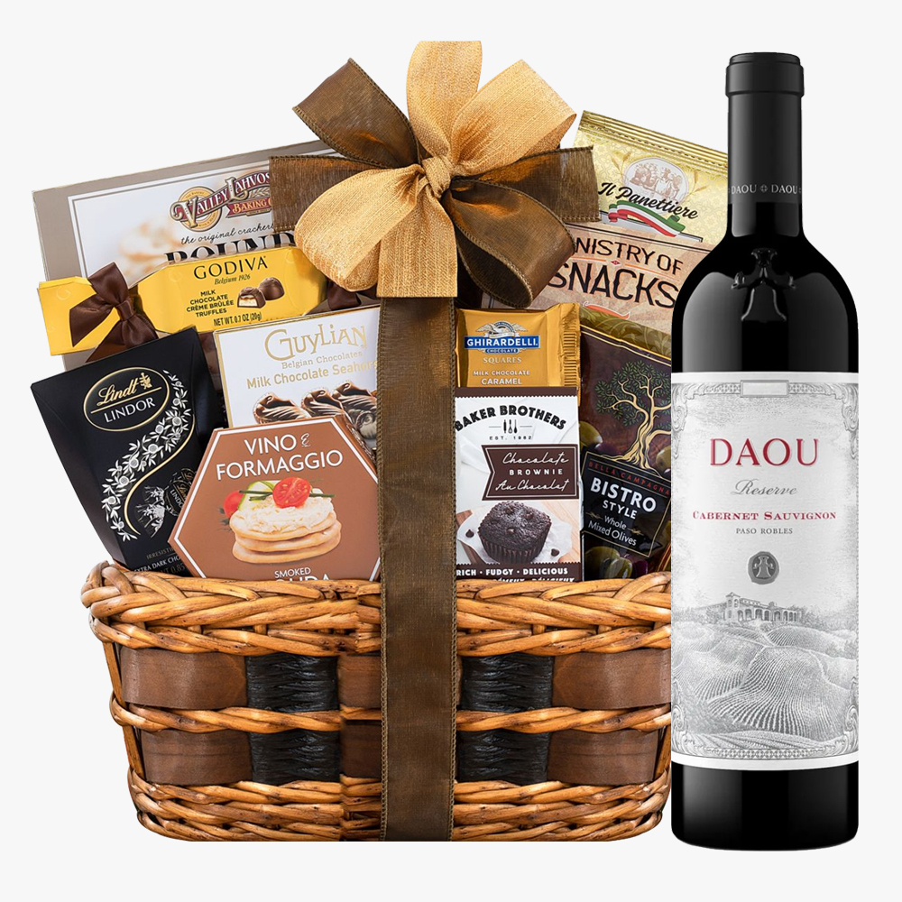 Branston Gourmet Gift Basket, With Wine - Mutts & Mousers USA