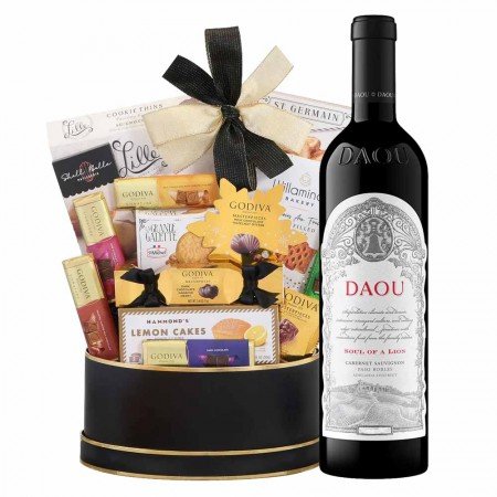 Daou Soul Of A Lion And Godiva Black & Gold Celebration Gift Basket