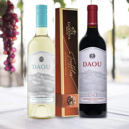 Daou Sauvignon Blanc And Cabernet Sauvignon Gift Set